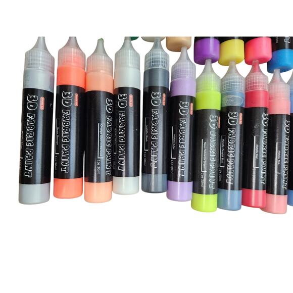 Shuttle Art 3D fabric paint Neon/Metallic - Picture 3 of 5